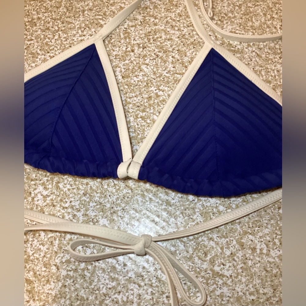 aerie Triangle Blue Bikini Top Medium - Picture 3 of 7